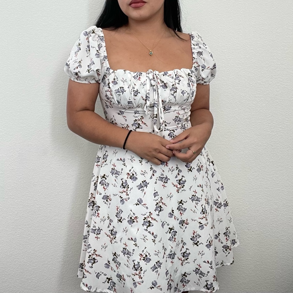 Brand (?) - White Floral Peasant Top Dress